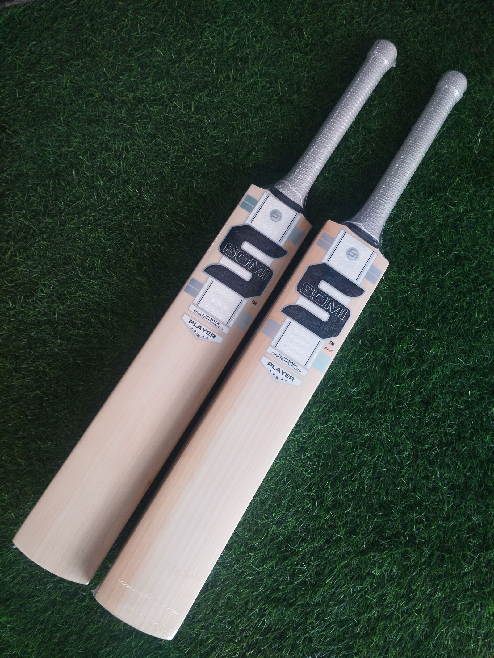 SOMI Player English Willow Cricket Bat Image