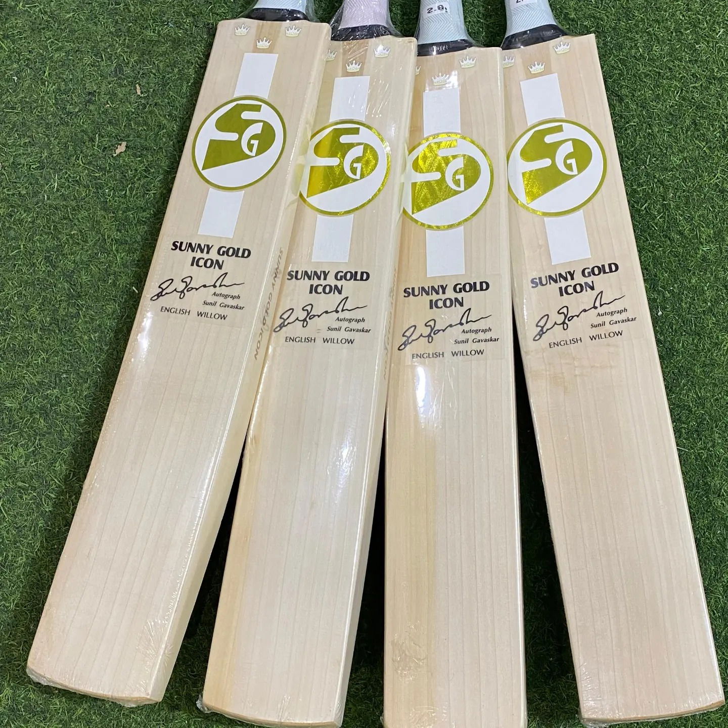 SG Sunny Gold Icon English Willow Cricket Bat Image