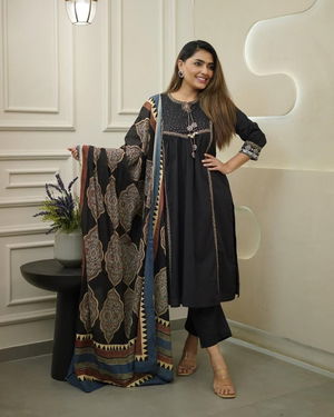 Beautiful Printed Anarkali Kurta Set 