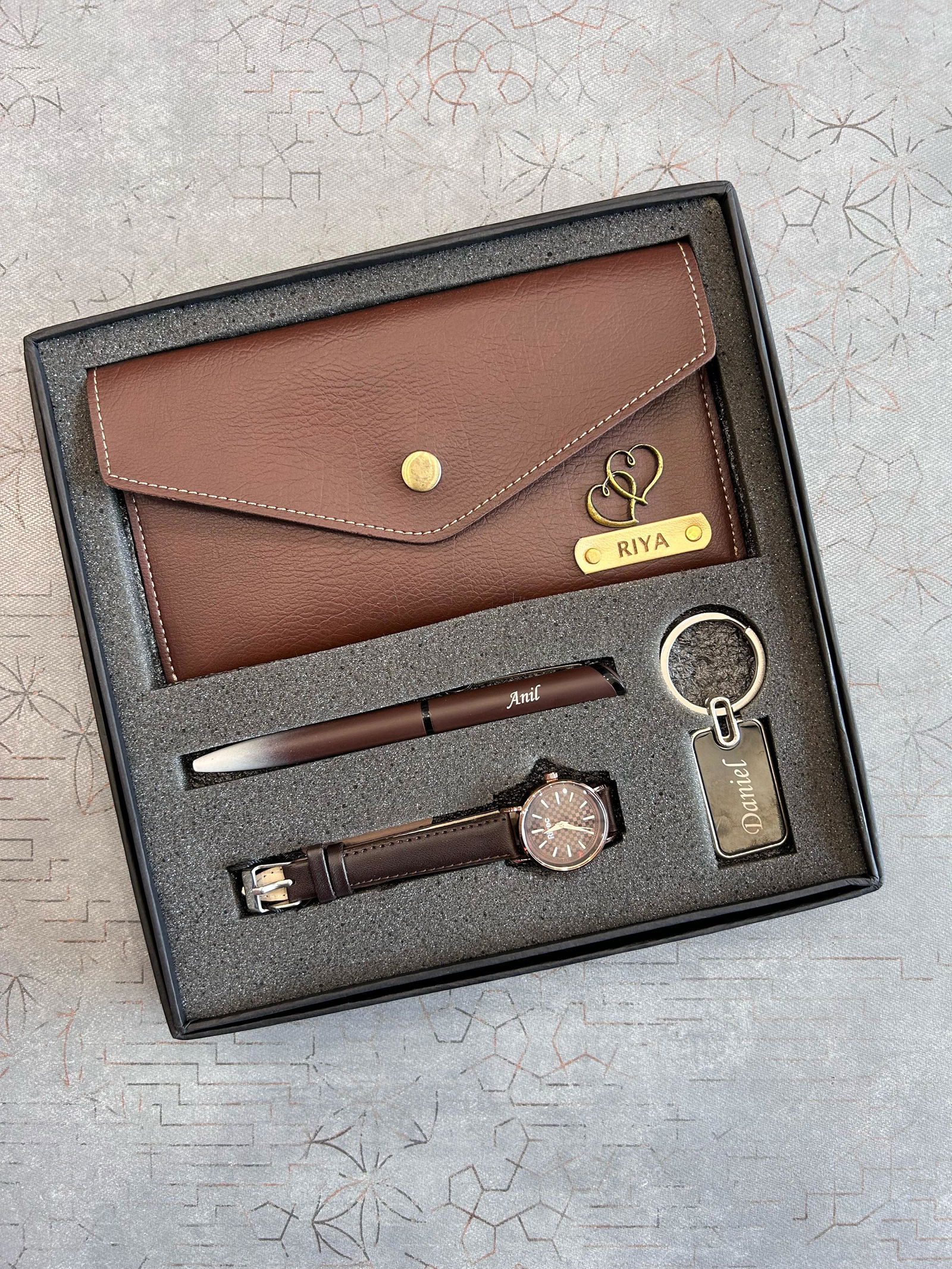 Signora Women Gift Set  Image
