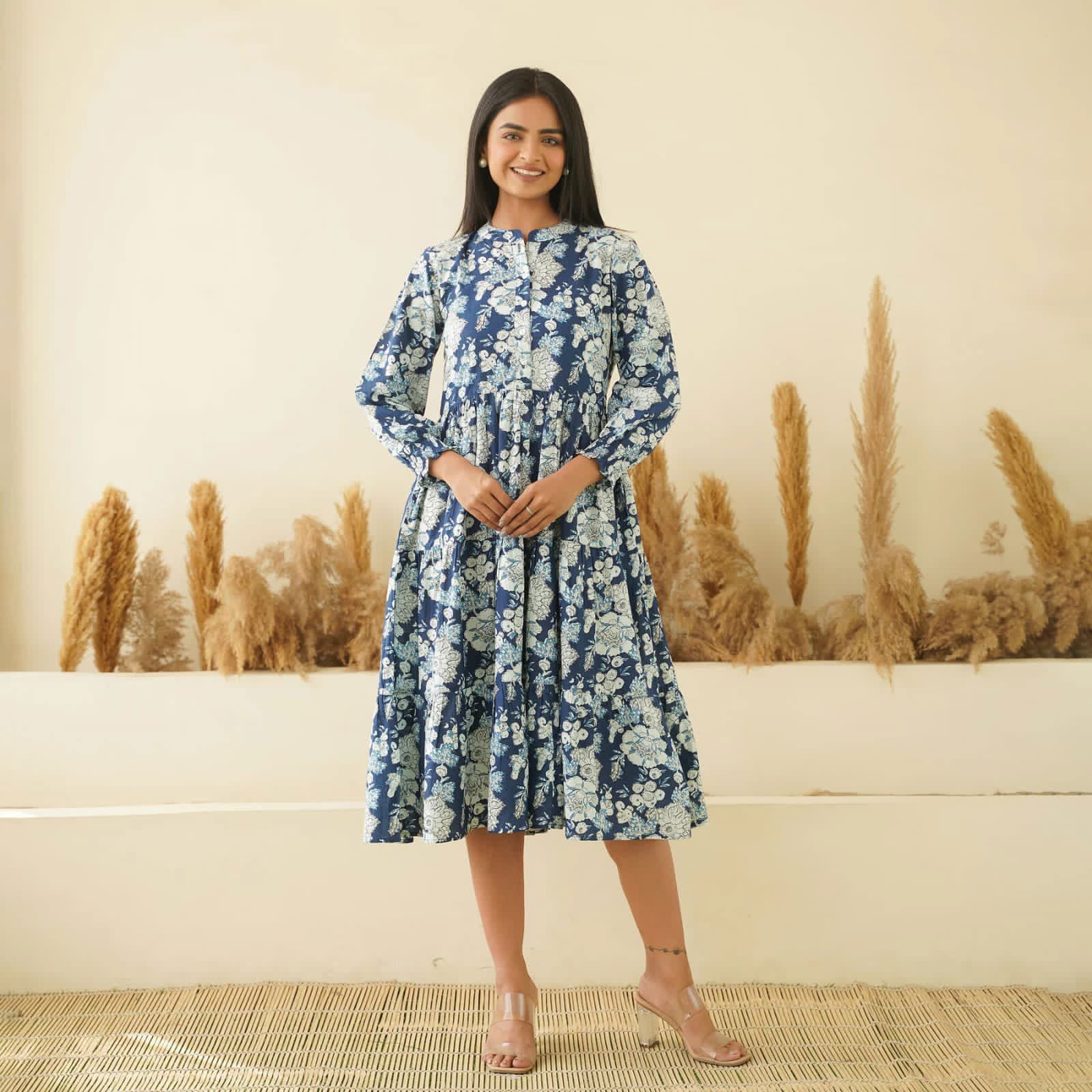 WOMEN FROCK FULL SLEEVE Image