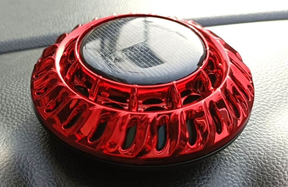 Car Aroma Diffuser Air Freshener Perfume Solar Power Dashboard UFO style Decoration With Perfume(Black) Image 