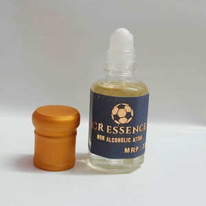 Feums CR Essence Attar – Game-Changer 6ml With The Rih Flask Bottle. 