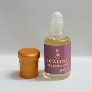 Feums Opaline Attar – Dark, Addictive Energy With The Rih Flask Bottle. 