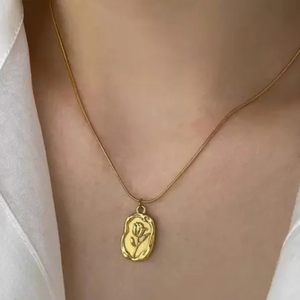 Premium Quality Anti tarnish Rose flower Girls Pendant Chain