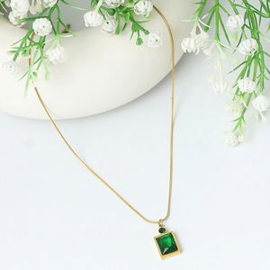 Cubic Zirconia pendant Green Emerald Anti-Tarnish Image
