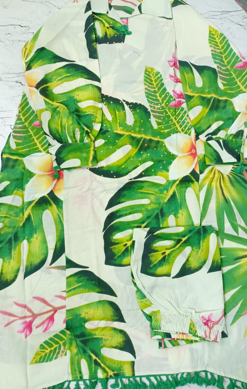 CORD SET GREEN  Image