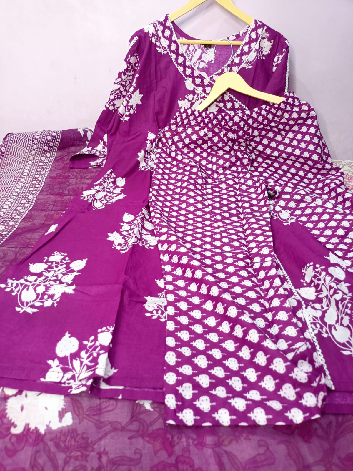 ANGRAKHA 3 PEICE SUIT  Image