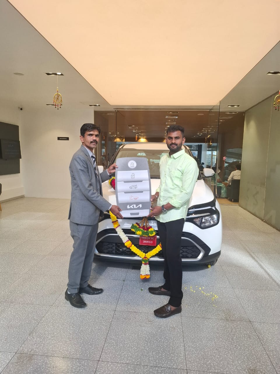 Onewaycabservices provide budget friendly cars for personal trip, wedding, one way ride, religious places and other travelling plans of our customers 